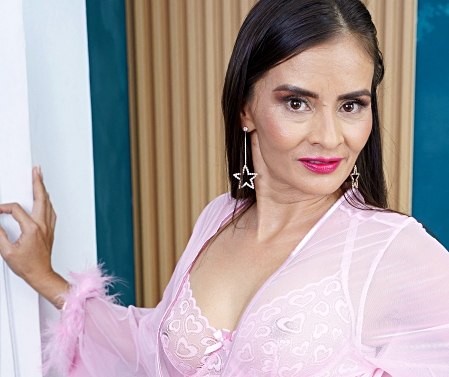 Cuarentonas y Cincuentonas Maduras KATHY LEE